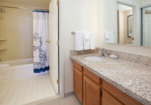 Residence Inn Salt Lake City Airport badkamer